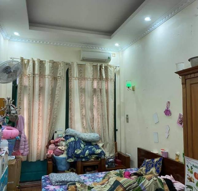 Bán nhà Thái Hà PHÂN LÔ Ô TÔ - NHÀ ĐẸP - ĐỐNG ĐA QUẬN - LÔ GÓC 45m2, 6.6 tỷ