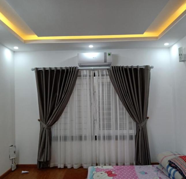 CẦN BÁN GẤP. 79m2 3 tầng mặt tiền 4m Mặt ngõ VĂN CHƯƠNG - Đống Đa giá nhỉnh 9 tỷ. Kinh doanh ô tô