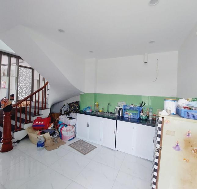 Bán nhà Xã Đàn, Lô Góc, Kinh Doanh, 5 tầng x 50m2, 5.7 tỷ