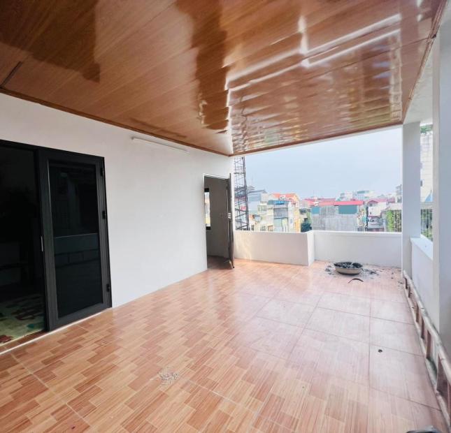Bán nhà Đẹp Thoáng sáng 3 bước ra mặt Phố Trường Chinh, DT 35 m2, 5T giá 6.6 tỷ