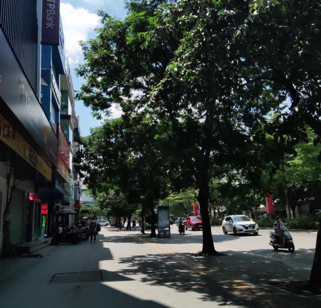 Chính chủ bán gấp nhà mặt phố khu Nguyễn Khánh Toàn dt 92 m2 x 5 t đẹp kd giá 57 tỷ