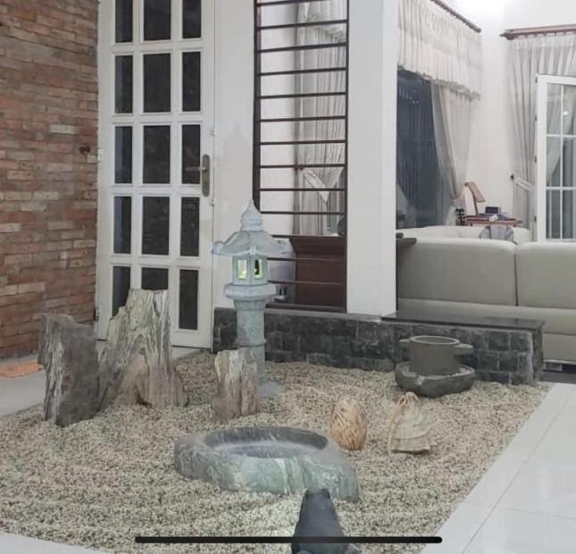 Bán Biệt Thự 4Tầng Quang Trung Gò Vấp- HXT 12m 1 Trục Thẳng- 143m2- 8,4x17m- Chỉ: 18,9 Tỷ        