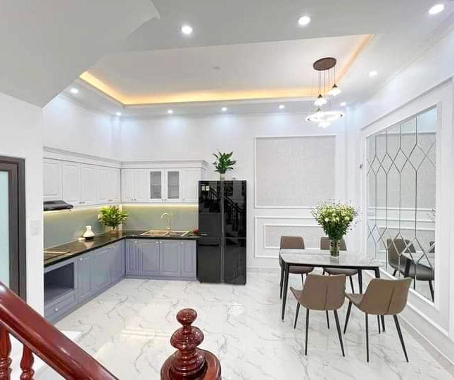 Bán nhà Tây Sơn Ô TÔ- KINH DOANH - VỊ TRÍ VÀNG - CỰC GẦN PHỐ - THÔNG CÁC NGẢ, 50m2, 8.5 tỷ