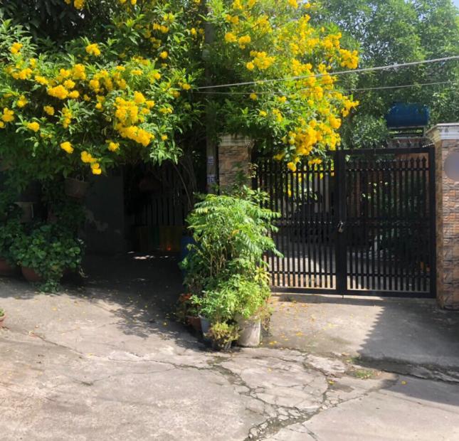 Bán 349m2 đất tặng nhà trệt gần chợ đầu mối Thủ Đức giá 10 tỷ