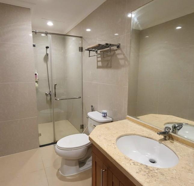Bán căn hộ 107m2 Royal City, Nguyễn Trãi, Nhà rất mới, Nội thất sịn sò, 2PN, 5.8 tỷ