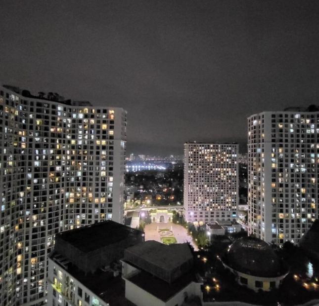 Bán căn hộ 107m2 Royal City, Nguyễn Trãi, Nhà rất mới, Nội thất sịn sò, 2PN, 5.8 tỷ
