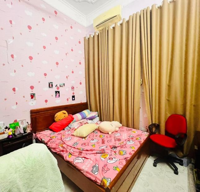 Bán nhà Phan Kế Bính, mặt ngõ thông, kinh doanh, gần oto. 50m2x3T Giá 7.3 tỷ