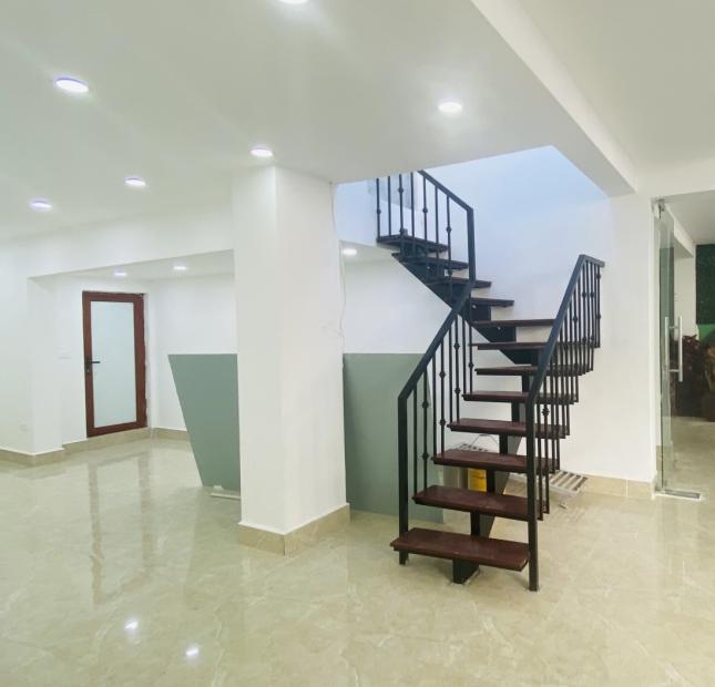 Hàng Hiếm,130m2, Mặt tiền 12m, Mặt Phố Trung Liệt, Kinh Doanh Sầm Uất, Giá Cực Rẻ Chỉ 9tỷ