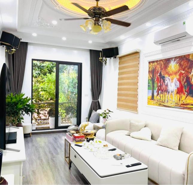 Mặt phố Đàm Quang Trung 62m2 nhà mới 6 tầng thang máy 0969568293