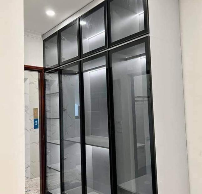 Bán nhà mặt phố Tứ Liên, 55m2x6T, giá 14 tỷ