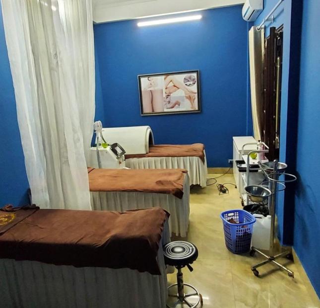 Mình cần sang nhượng cơ sở thẩm mỹ 5 tầng tại  Trần Duy Hưng, Cầu Giấy đã setup đầy đủ