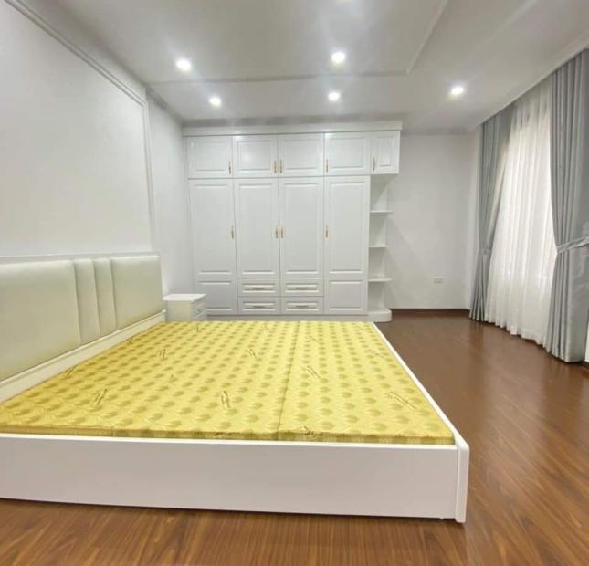 Bán nhà riêng phố Cự Lộc, Thanh Xuân,NHÀ ĐẸP , 36m2, 5 tầng, giá 5.7 tỷ.