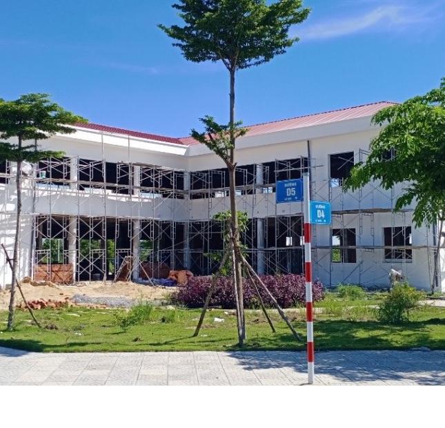 Kẹt tiền bán gấp lô đất mặt tiền sát chợ bến cát
