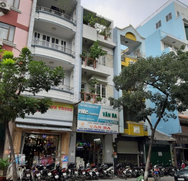 mặt tiền đường Trương Định, ngay chung cư cao cấp Léman Luxury Apartments, DT 7.6x18, giá 70 tỷ