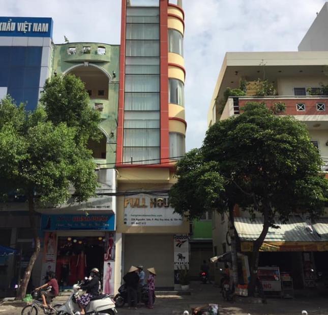 MTKD ngay chợ Nguyễn Sơn, 4x26m, Lửng 4 lầu, Giá 20 tỷ TL