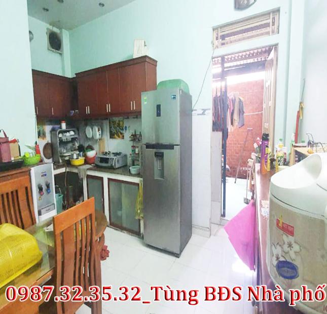 Q12.377. CHỦ GẤP BÁN, NHÀ MẶT TIỀN KINH DOANH 8M, DT.176M2, NGANG GẦN 7M, SÁT GÒ VẤP, NHỈNH 6 TỶ.