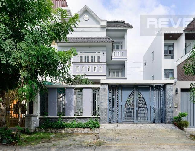 Chính chủ cần cho thuê Biệt thự 3 lầu + áp mái. 162m2 tại Khu biệt thự Tấn Trường