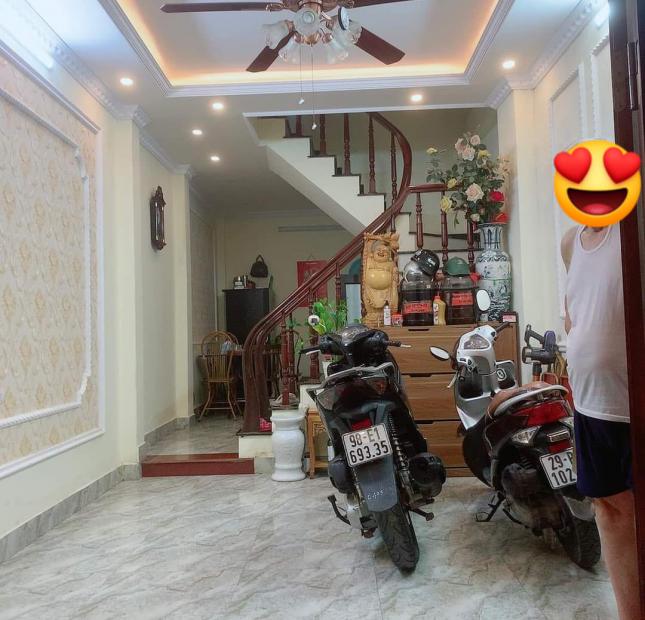 Bán nhà 5tầng phố Thuỵ Khuê 35m2 nhỉnh 3tỷ ngõ thông gần ôtô Hồ Tây (3)