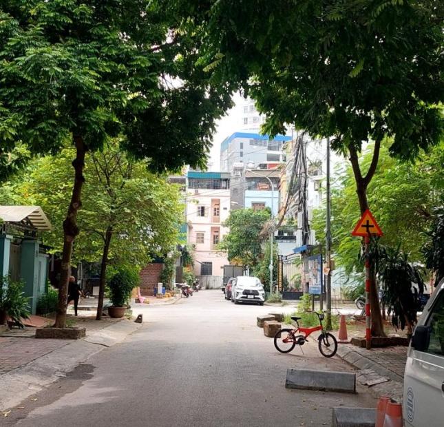 Bán nhà phố Nguyễn Cơ Thạch, Diện tích 58m2,  5 tầng, Ô Tô, kinh doanh, giá chỉ 11 Tỷ.