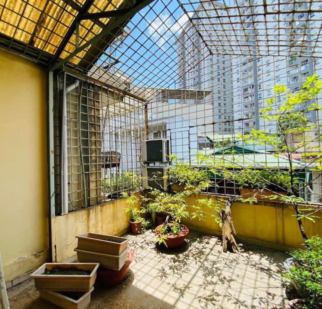 HIẾM Bán nhà Thái Hà 65m Phân lô Ô tô đỗ cửa 2 thoáng Cho thuê Ở Giá hẻm xe máy