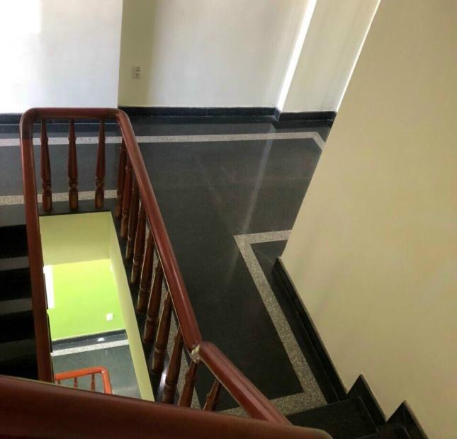 Bán nhà 1trệt 2 lầu. Mặt tiền đường Chu Mạnh Trinh, P. Bình Thọ, dt 151m2 