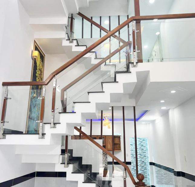 Q12.649. LÊ VĂN KHƯƠNG Q12, GẦN BIA TIGER, NHÀ ĐẸP Ở NGAY, DT.61M2, 3 TẦNG, NHỈNH 4 TỶ.
