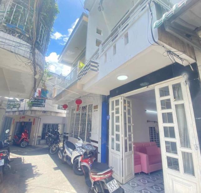 Nhà Đẹp - Kế Cầu Nhị Kiều Hẻm 118 - Hùng Vương