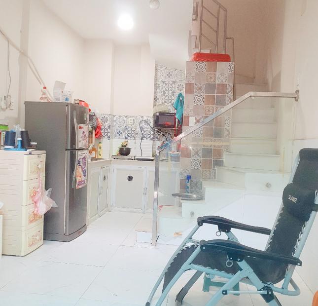 Chính Chủ Cần bán Nhà Tại Hẻm 257 Đoàn Văn Bơ