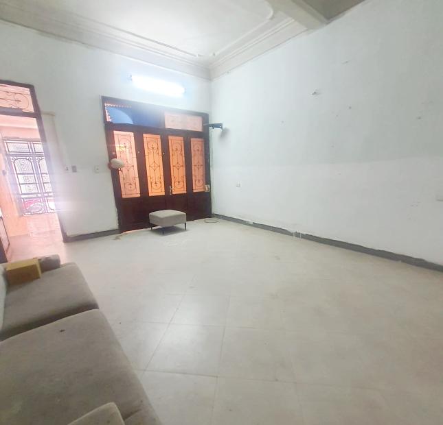 HIẾM Bán nhà Vũ Ngọc Phan 120m Ngõ thông ô tô vào nhà Ở Kinh doanh Giá mềm