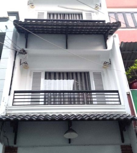 -Bán nhà mặt tiền căn duy nhất ngang 4m còn giá 21,5 tỷ,