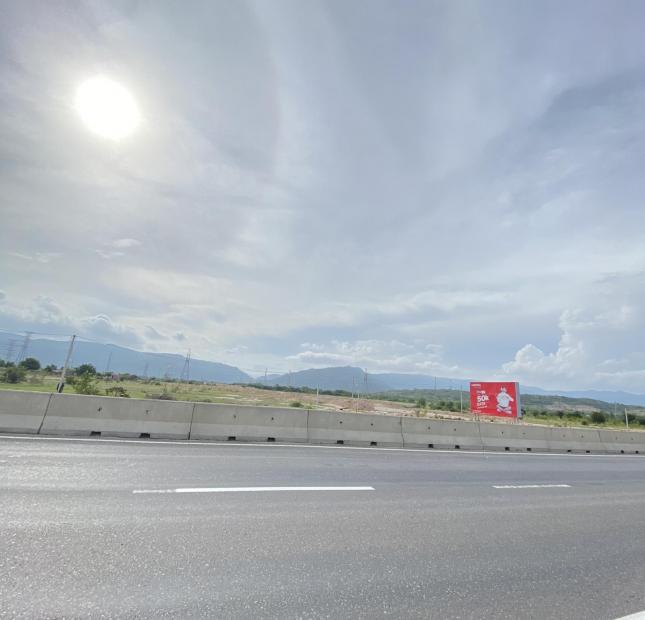 1 Suất ngoại giao lô đất thổ mặt tiền đường nhựa 29m ven biển Tuy Phong