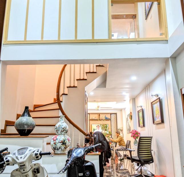 Bán nhà ngõ 3 Thái Hà, Đống Đa. 43m2x4T thoáng 3 mặt ôtô đỗ cách 15m, cách mặt phố 30m giá 5,9 tỷ