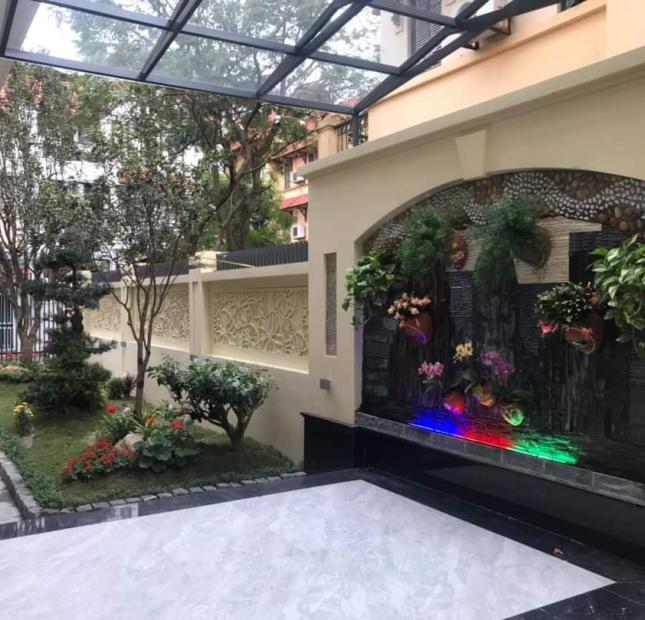 Biệt thự đơn lập kdt Việt Hưng, Long Biên 210m, view vườn hoa. LH 0858999616