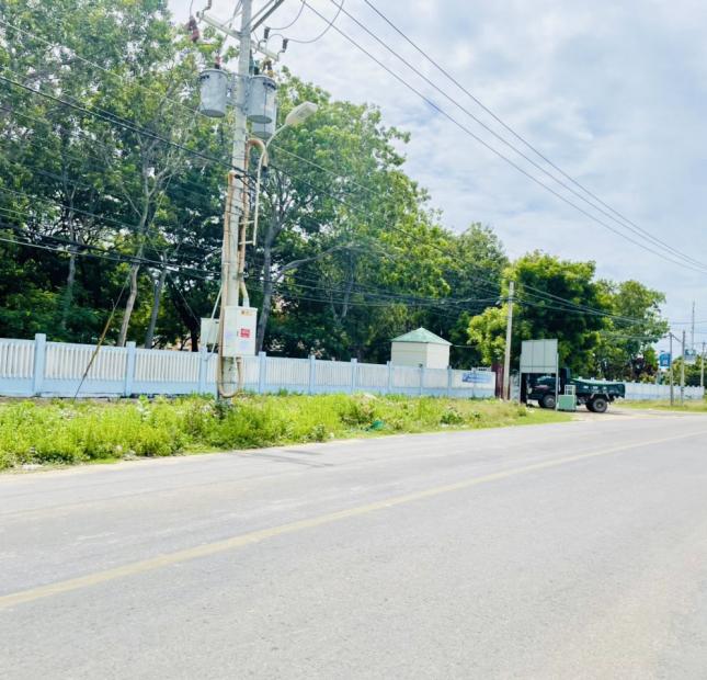 1 Suất ngoại giao lô đất thổ mặt tiền đường nhựa 29m ven biển Tuy Phong
