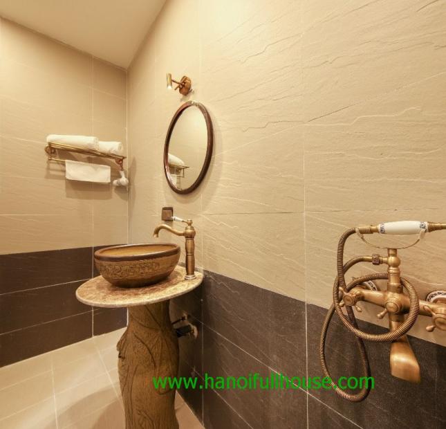 Căn hộ 2 phòng ngủ với nhiều ánh sáng, ban công rộng cho thuê 0983739032