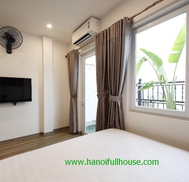 Căn hộ 2 phòng ngủ với nhiều ánh sáng, ban công rộng cho thuê 0983739032