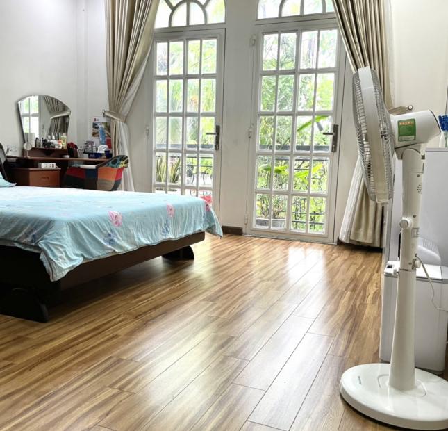 Bán nhà Nơ Trang Long Phường 13 Bình Thạnh 4.2x16m Nhà 5 Tầng BTCT Mới Đẹp