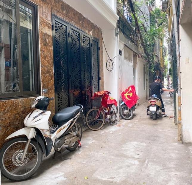 Bán nhà gần ôtô phố Nguyễn Khang Cầu Giấy 42m2 4tầng mặt tiền 5m nhỉnh 5tỷ