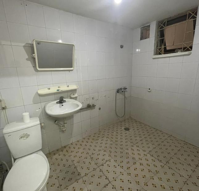BÁN GẤP NHÀ CHUNG CƯ 184 HOÀNG QUỐC VIỆT - 83 m2
