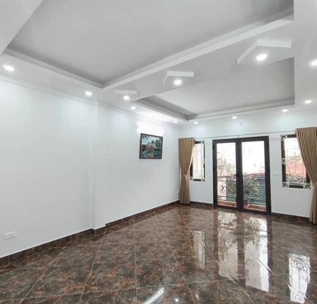 Tôi cần Bán Nhà Nguyến Hoàng  Khu vực Mỹ Đình tiền cho con đi du học nên cần bán nhanh căn nhà Lê Đức Thọ nhà tôi xây chắc chắn lắm,