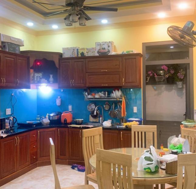 Bán nhà Đào Tông Nguyên Nhà bè 4 tầng 72m2 chỉ 7.4 tỷ nhà mới