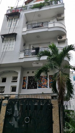 Siêu phẩm nhà đẹp, hẻm nhựa 10m, Lạc Long Quân, Q11, 6.4x15m, 3 tầng, 10 tỷ TL