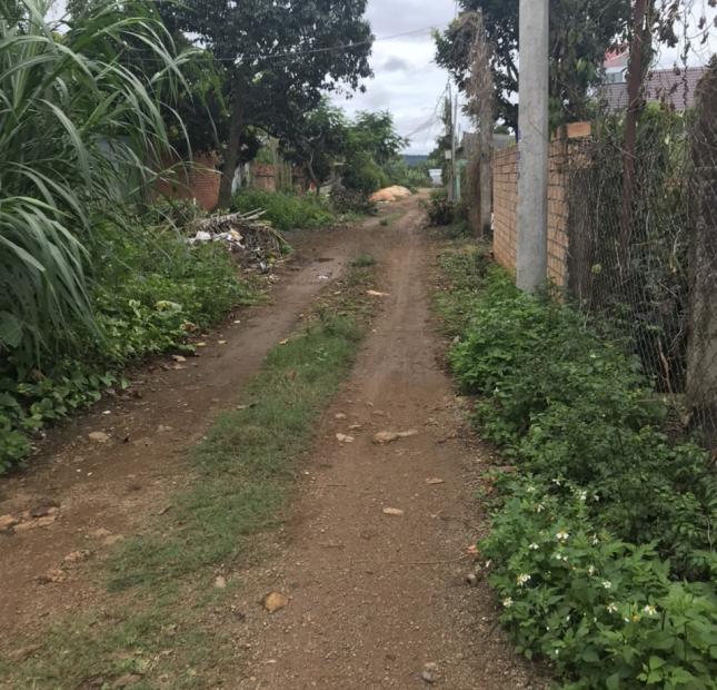 CHÍNH CHỦ CẦN BÁN HƠN 2 SÀO ĐẤT SAU LƯNG TRẠM Y TẾ XÃ LIÊN HIỆP, ĐỨC TRỌNG. LIÊN HỆ: 0917038853