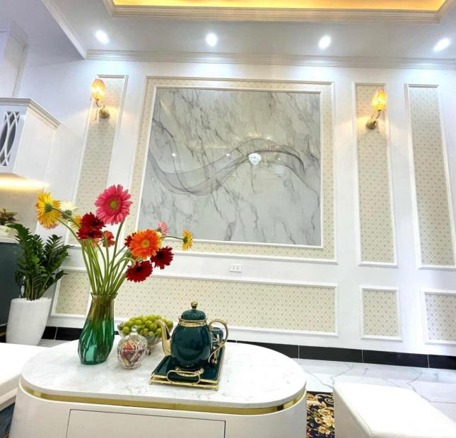 Bán nhà phố Chính Kinh,Lô góc,3 Thoáng,Ô tô,Kinh doanh,80m2x3T,giá 11 tỷ 0969945393