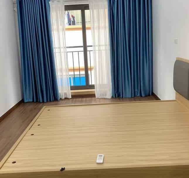 Bán nhà phân lô phố Trường Chinh 50m 7 tầng thang máy