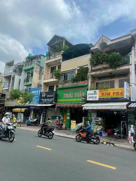 Bán nhà mặt tiền Gò Dầu gần Vietcombank, DT 4x16m, 2lầu, ST. Giá 15.1 tỷ thương lượng