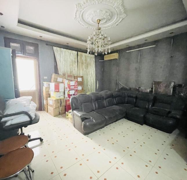 Bán nhanh nhà mặt phố Ngọc Lâm 100m Lý tưởng xây văn phòng Giá bằng nửa thị trường
