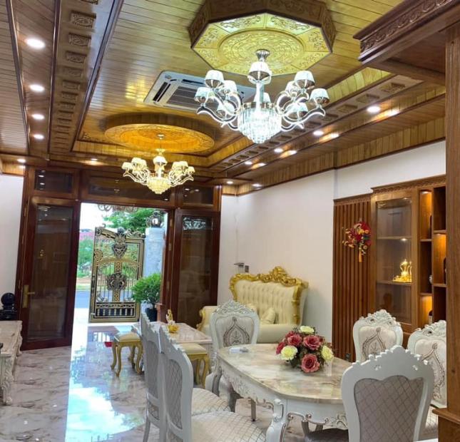 Cần bán gấp biệt thự Duy Tân- Hải Châu -170m2 – Giá chỉ 11,5 tỷ- Thương lượng mạnh.