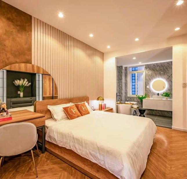 Về Quê Bán Gấp Căn Góc 2 Mặt tiền HXH đường 3 Tháng 2, P.11, Q.10- 4,5x13m - 4 tầng- Giá 12,5 tỷ