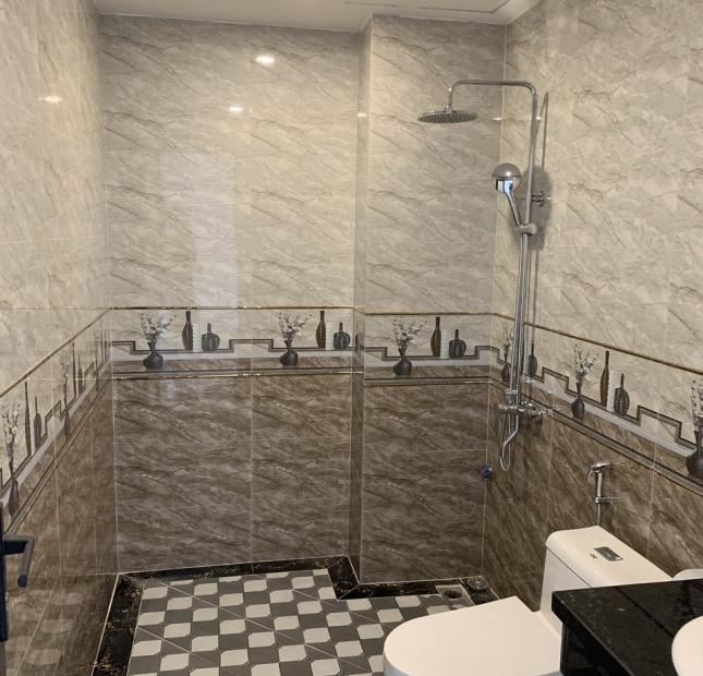 CHÍNH CHỦ CHO THUÊ NHÀ KHÉP KÍN TỔ 8 ,THẠCH BÀN –LONG BIÊN